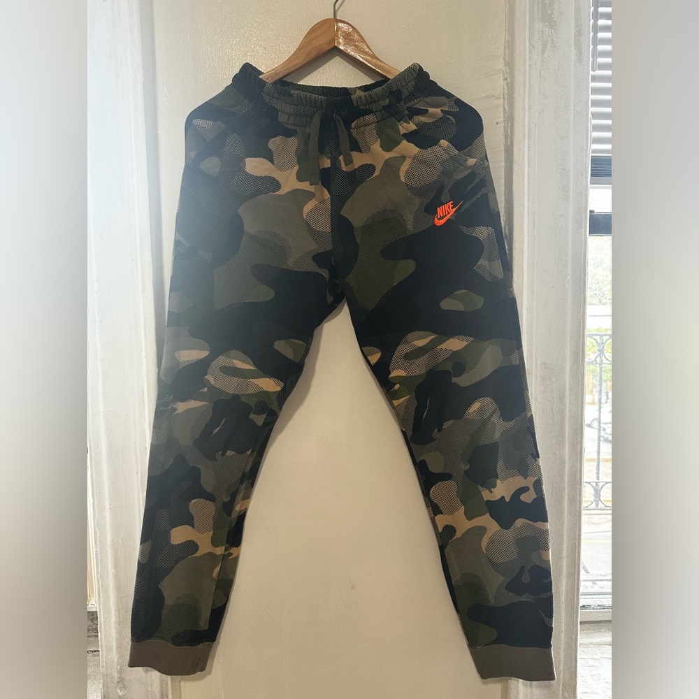 Nike Army Sweatpants
